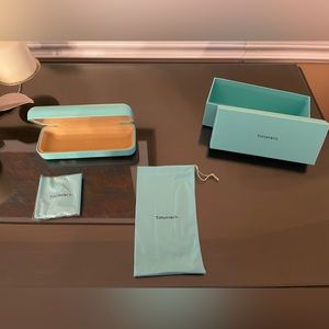 Tiffany eyeglass case (hard)